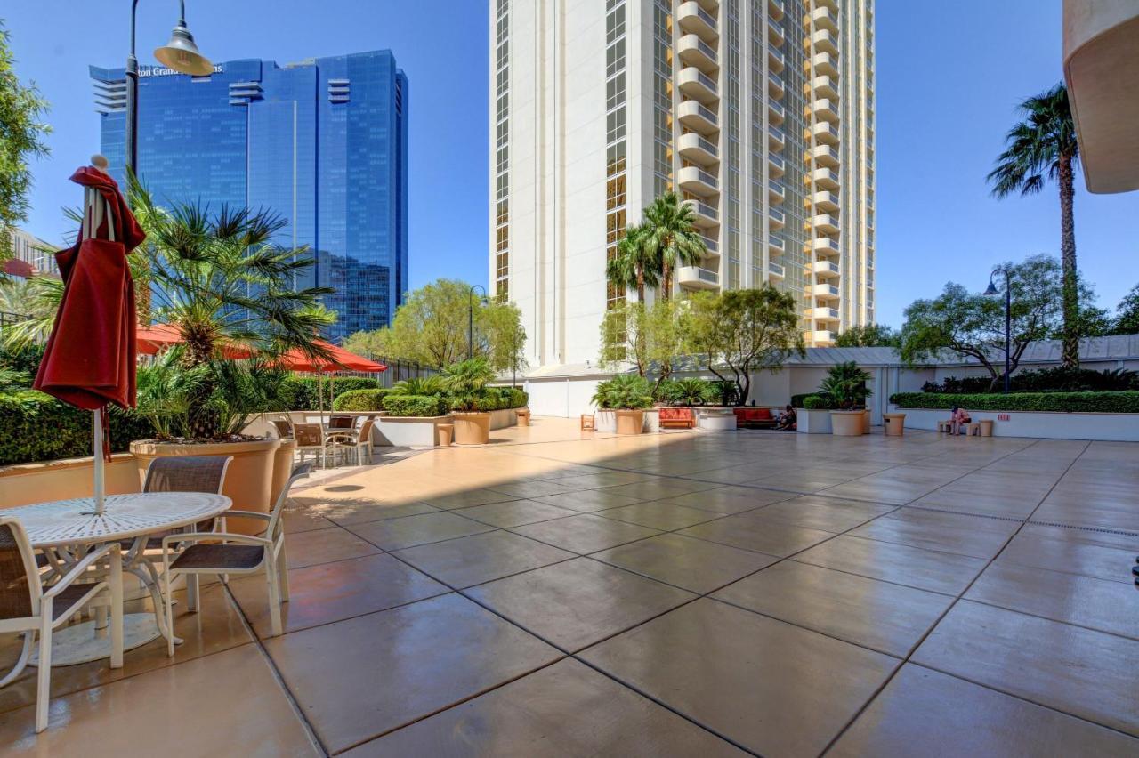 Mgm Signature-22-703 Strip View Jacuzzi Studio Las Vegas Exteriör bild